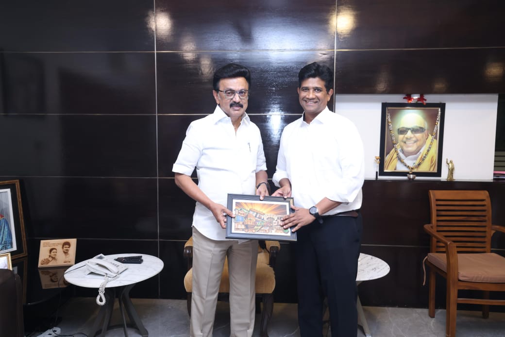 Dr. Ezhilan Naganathan